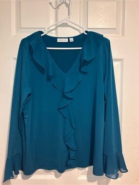 Susan Graver Teal V-Neck Ruffle Front Long Sleeve Blouse